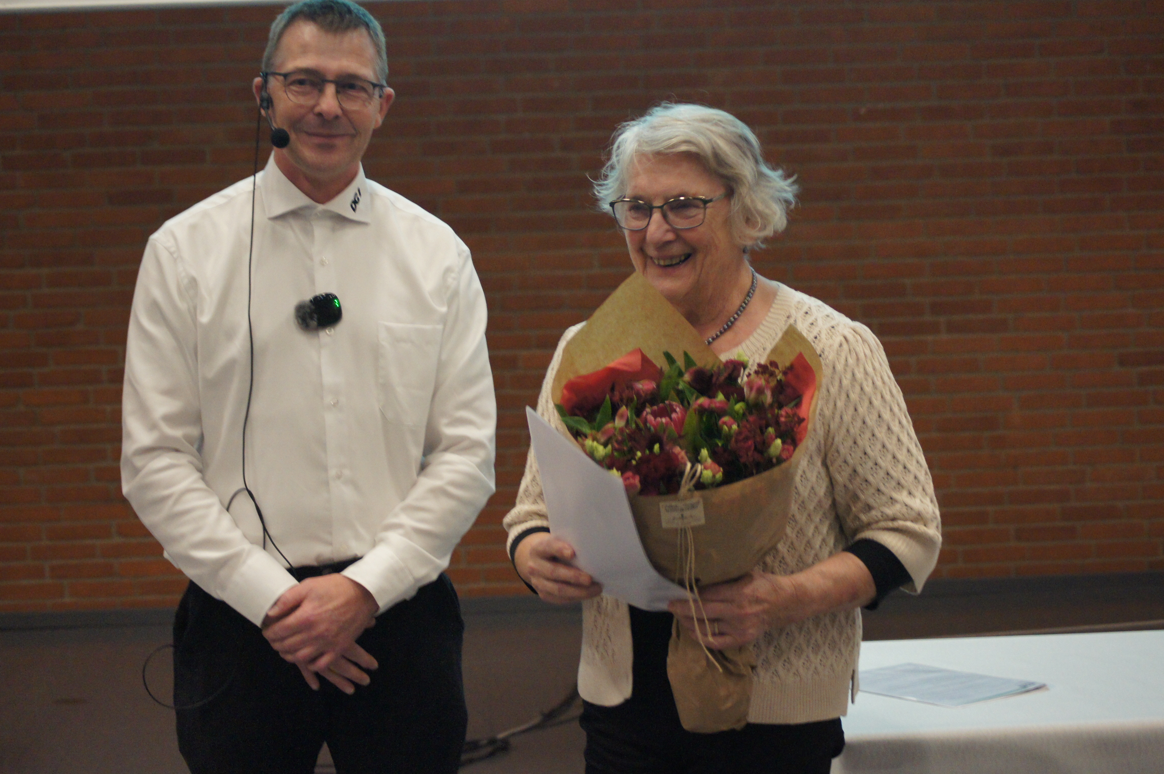 Niels Hybholt Og Helga Knudsen