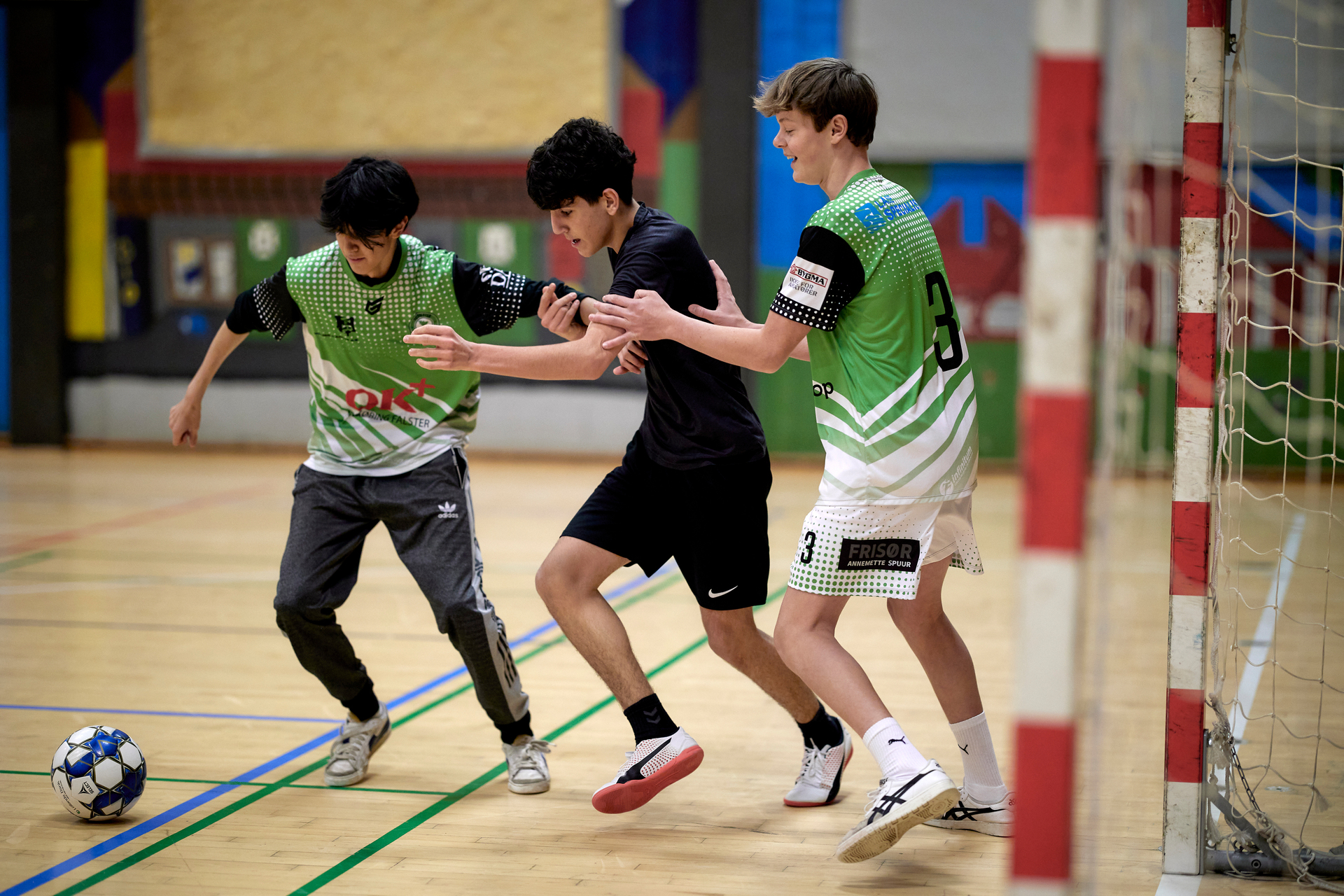 Hyggebold For Unge I FC Falster