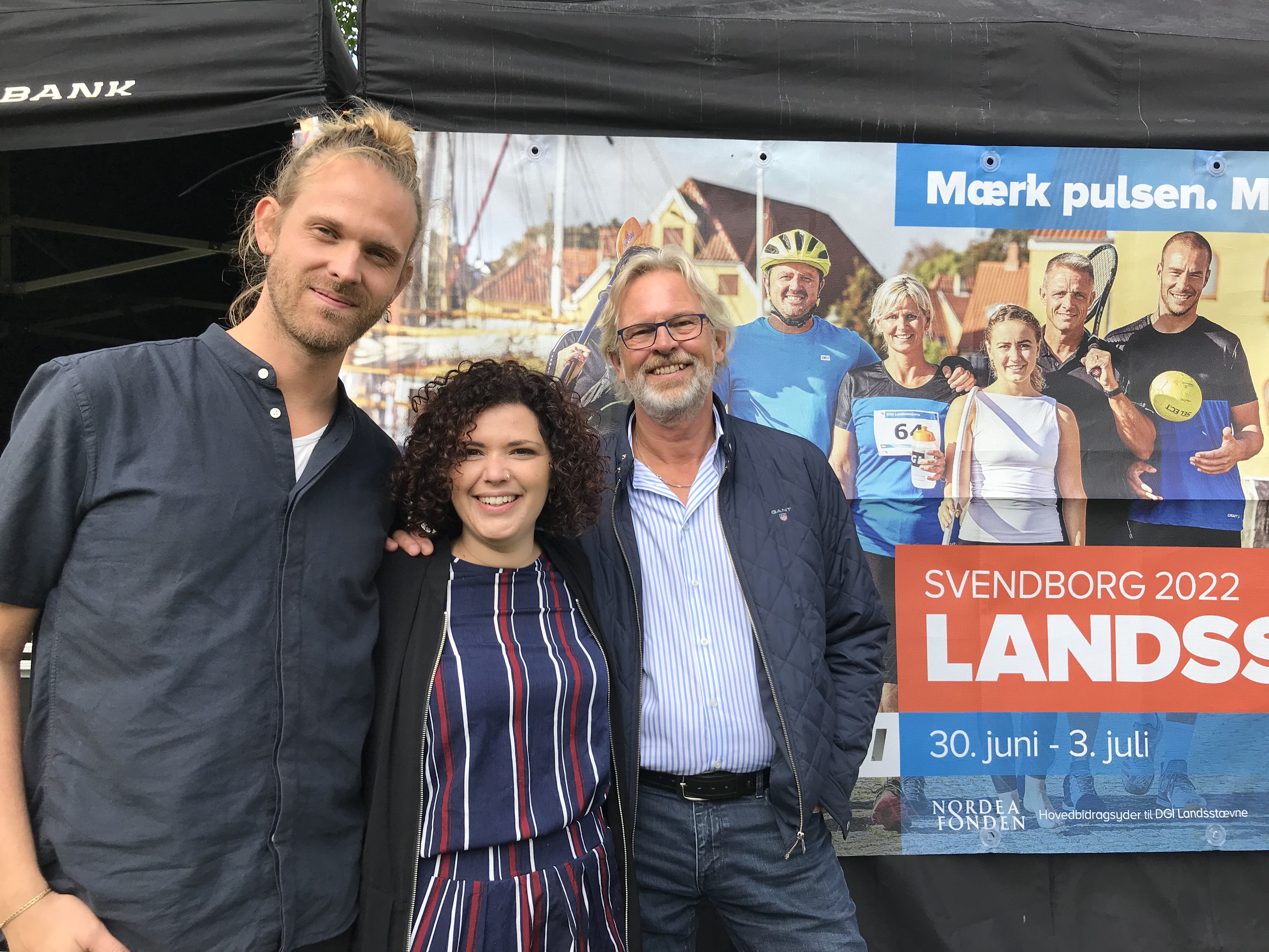 L2022 Vicki Gemmer Schultz Emil Gemmer Schultz Og Lars Gemmer Har Skrevet Landsstaevnesangen