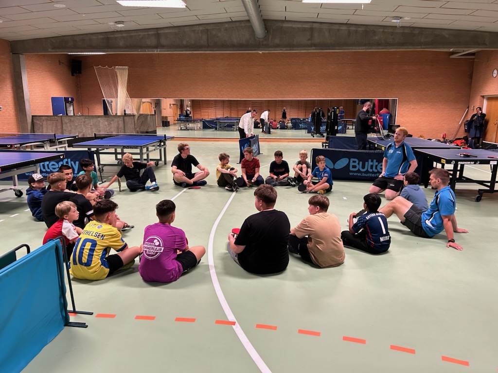 Ungdomstruppen i Billund Bordtennisklub blomstrer - foto Signe Rafael