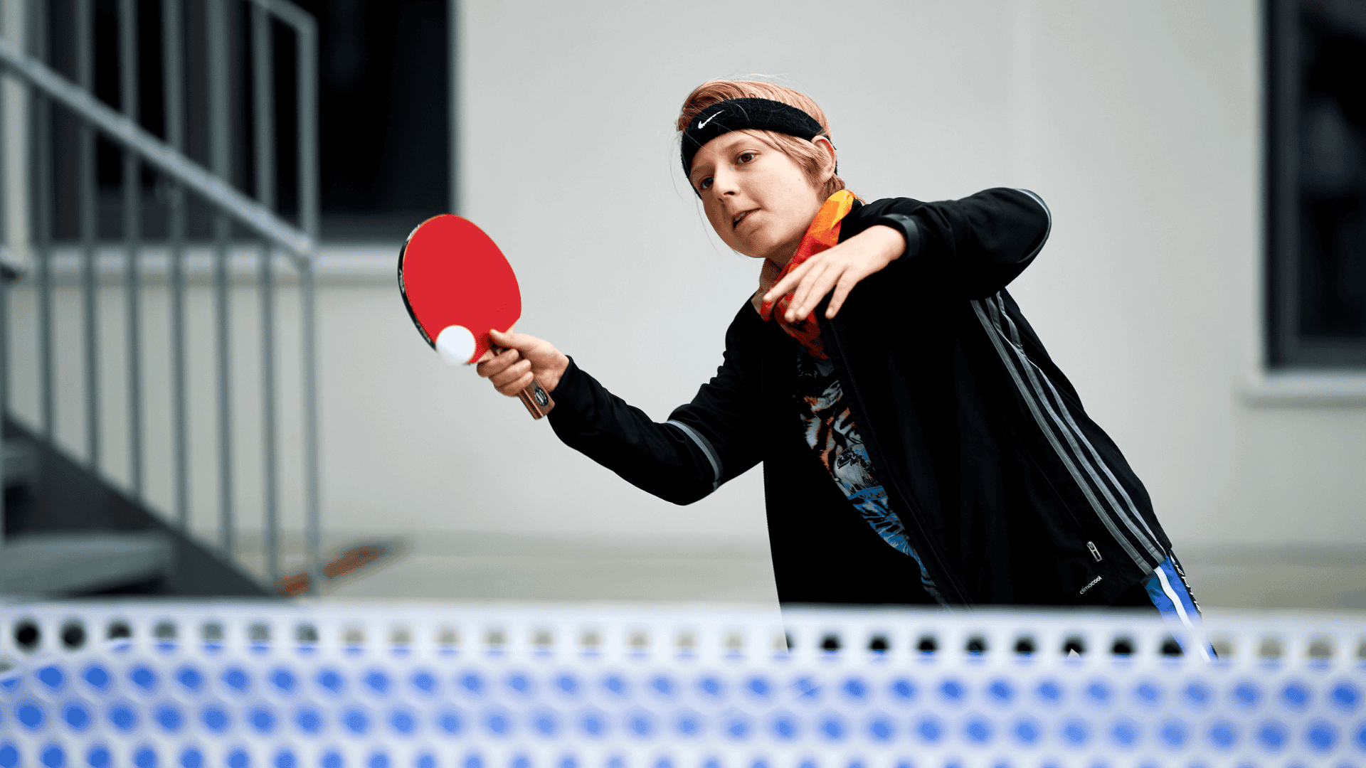 Dreng Spiller Bordtennis 1920X1080