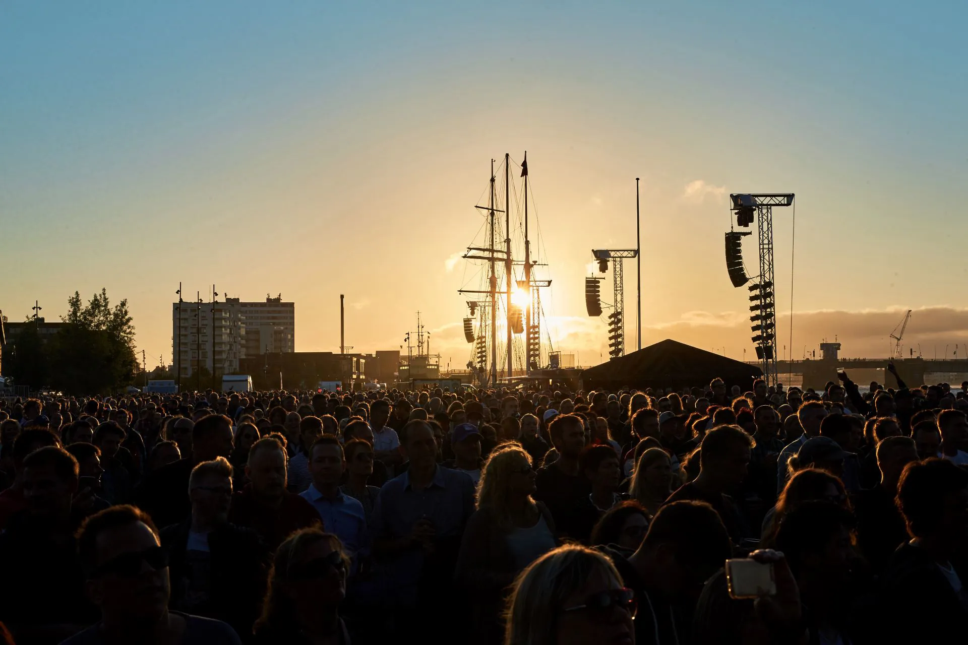 L2017 Stemning På Havnefronten Sørem Malmose