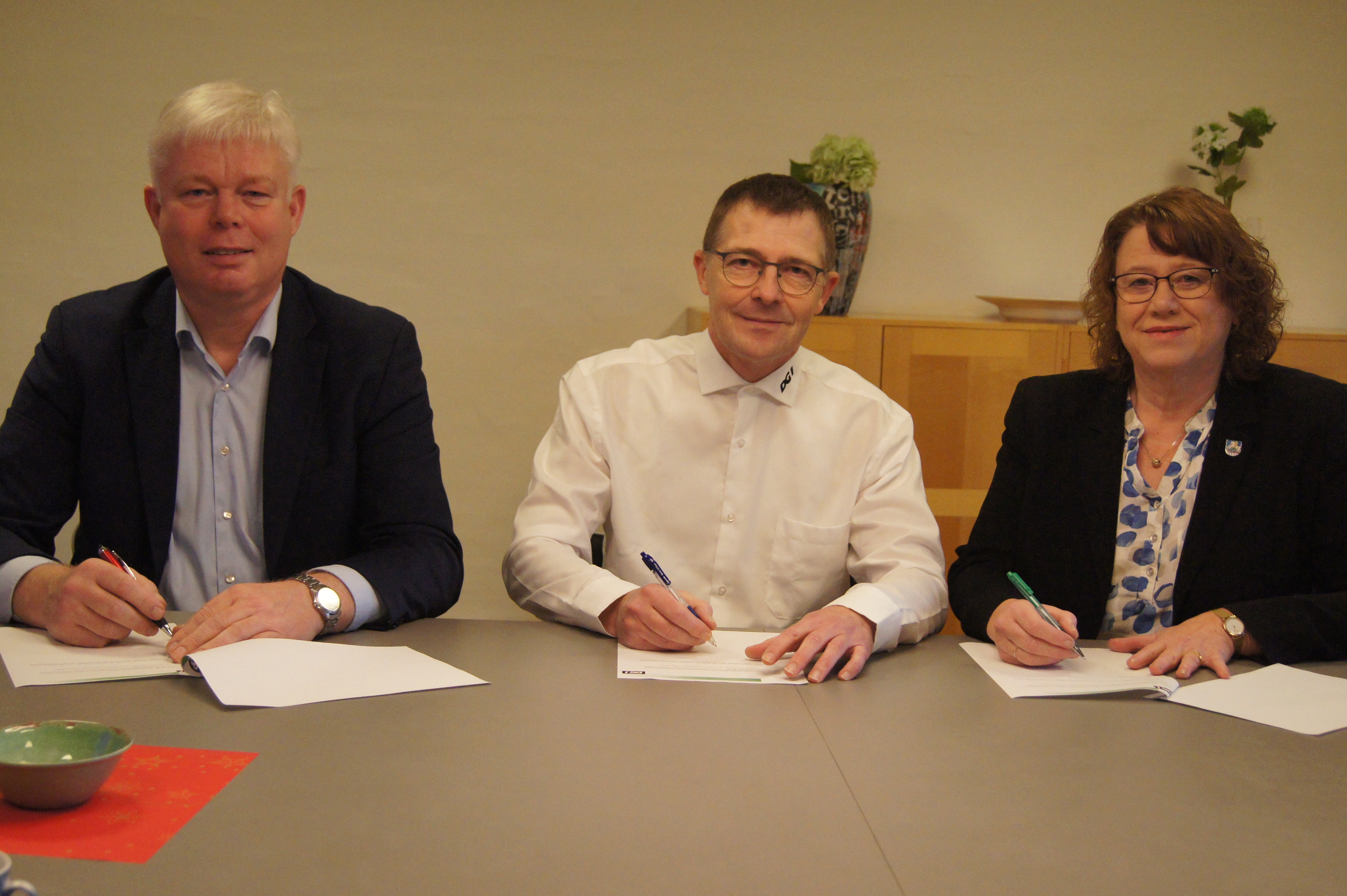 Jens Kristian Hedegaard, Niels Hybholt Og Lene Dybdal