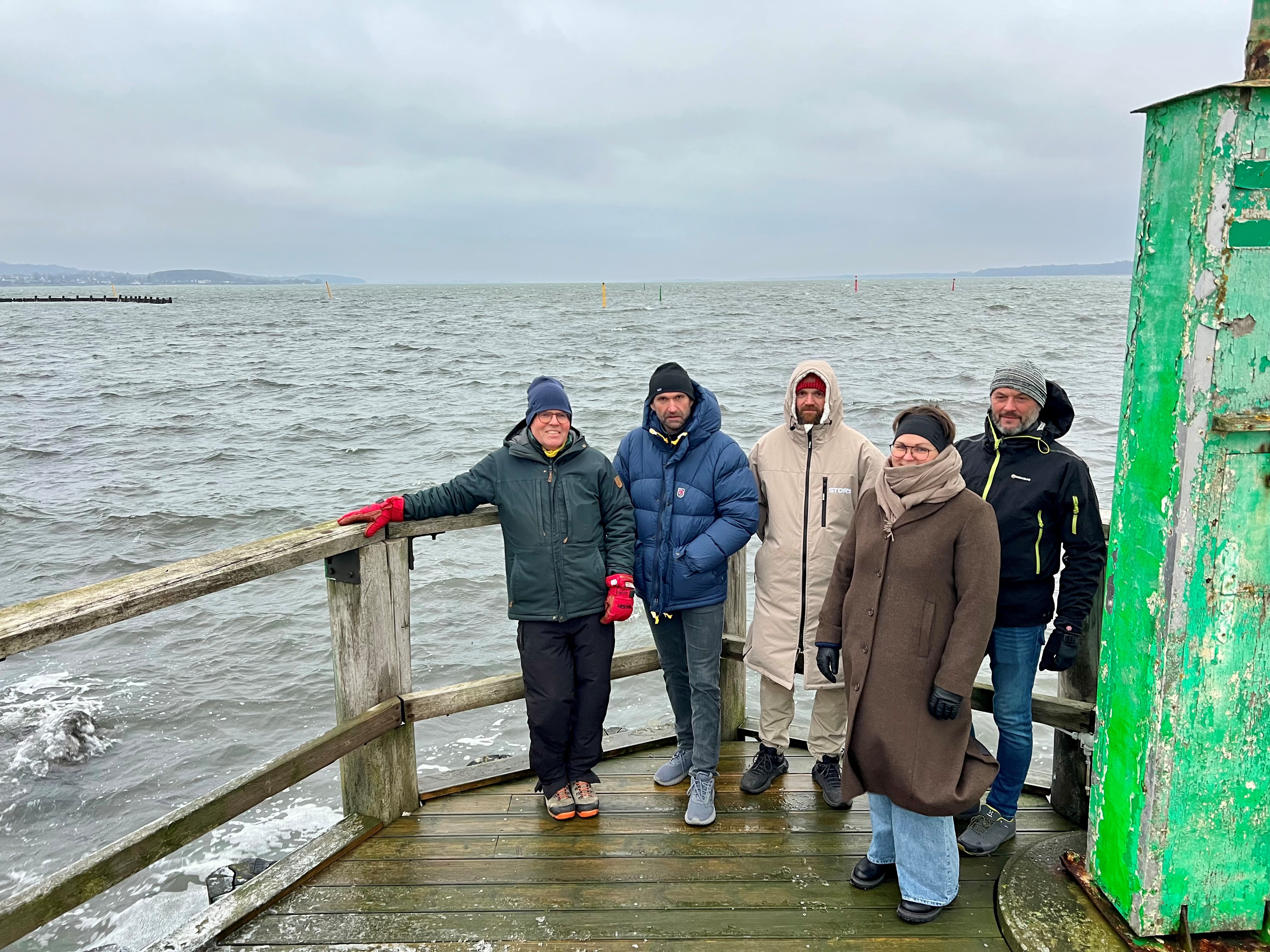 Vinden bed fra sig, mens idrætsledelsen for DGI Kano, kajak & SUP tog en kort pause på havnen i Horsens.