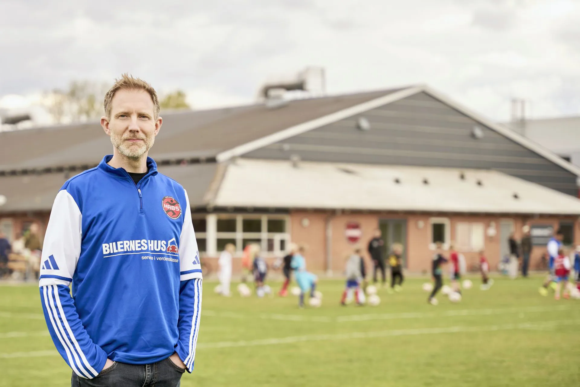 Morten er formand i idrætsforeningen HA85, hvor det kommunale tilskud er faldet omkring 30 procent.